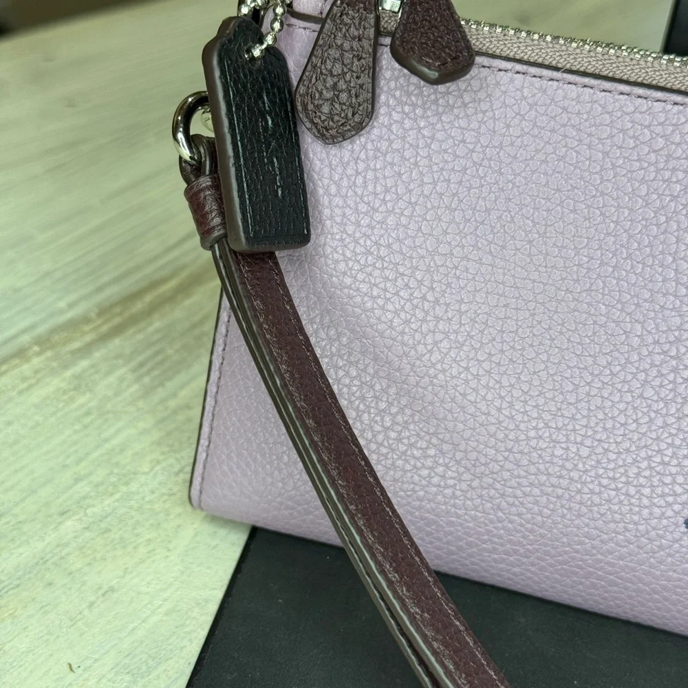 RARE Rexy, Skull, Bear Claw Coach Lilac Colorblock Leather Wristlet C1883-31262
